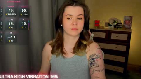 Snapshot of cutie_mili chatting on 04.29.26 mili online show from 04.29.26