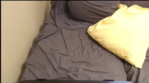 cutie_peach online show from 10.19.25