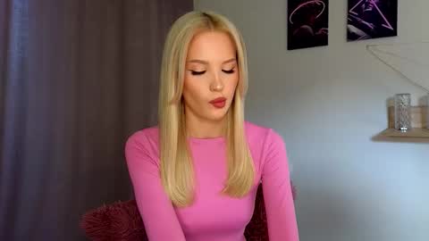 cutiefull_lion online show from 03.26.26