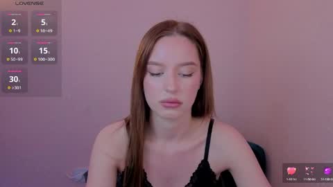 Olivia online show from 04.11.26