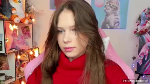 Rori  Instagram cutierori  online show from 12.20.24