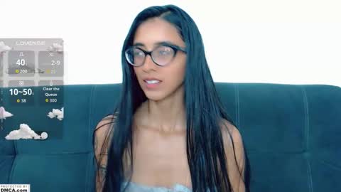 Snapshot of cutte_kitty_ chatting on 10.07.25 miss ari online show from 10.07.25