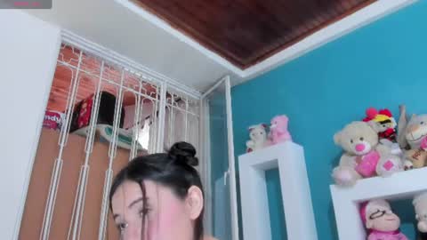 Snapshot of cuty_sexy_hotxx chatting on 06.12.26 LIZETH online show from 06.12.26