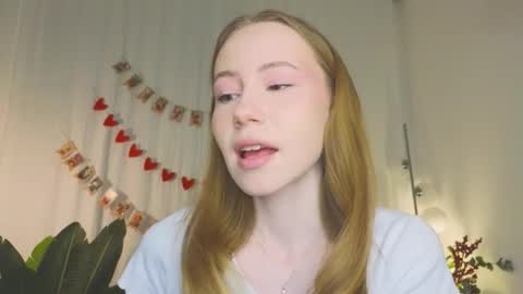 Snapshot of cuute_angell chatting on 02.16.26 Virginia See you on Sunday online show from 02.16.26