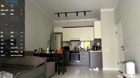 Akemi online show from 09.16.25