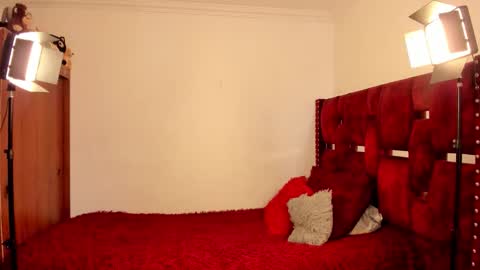 Snapshot of cyber_novaa chatting on 12.01.25 CYBER NOVAA online show from 12.01.25