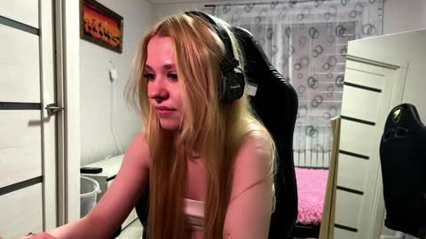 cyber_shawtyz online show from 05.11.26