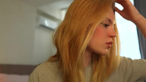 EMILY online show from 10.02.25