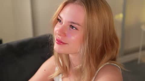 EMILY online show from 11.05.25