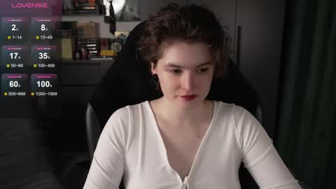 Helen Blossom online show from 04.10.26