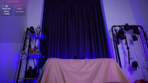 Lily Goddess online show from 02.13.25