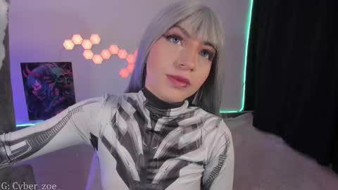  cyber zoe   online show from 09.11.25