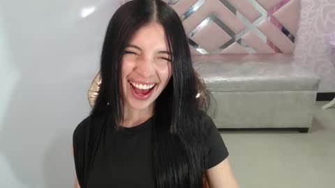 CINTIA ARAUJO online show from 11.19.25