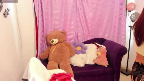 Snapshot of cynthiawatson_ chatting on 10.22.25 Cynthia online show from 10.22.25