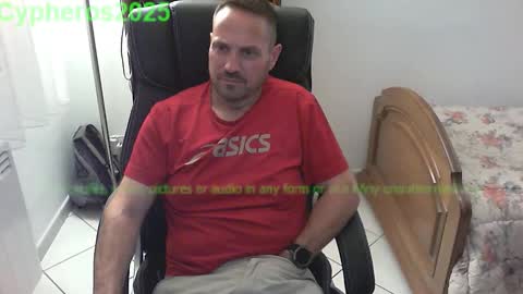 Snapshot of cypheros2025 chatting on 10.06.25 Chris online show from 10.06.25