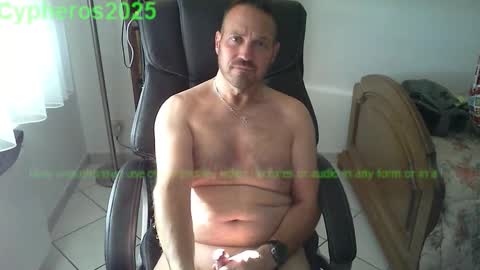 Snapshot of cypheros2025 chatting on 10.08.25 Chris online show from 10.08.25