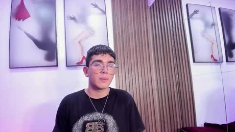 cyrus online show from 11.11.25