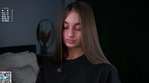 Isabella online show from 10.27.25