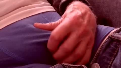 Snapshot of dad_next_door chatting on 02.25.25 Richard online show from 02.25.25