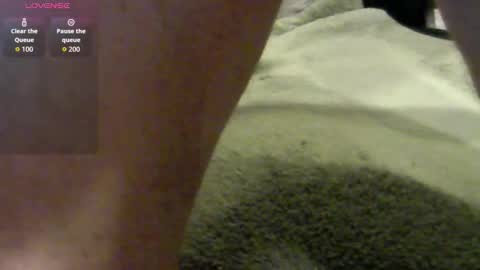 Snapshot of dadbodsensei chatting on 02.22.26 DadbodSensei online show from 02.22.26