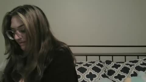 Snapshot of daddies_princesss chatting on 09.15.25 daddies_princesss online show from 09.15.25