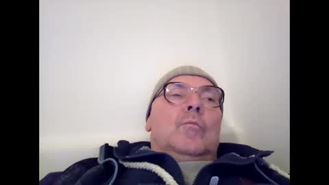 Snapshot of daddy91964 chatting on 12.05.24 daddy91964 online show from 12.05.24