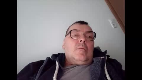 Snapshot of daddy91964 chatting on 12.06.24 daddy91964 online show from 12.06.24