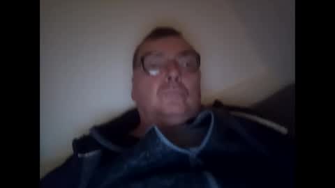 Snapshot of daddy91964 chatting on 12.27.24 daddy91964 online show from 12.27.24