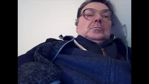 Snapshot of daddy91964 chatting on 03.09.25 daddy91964 online show from 03.09.25