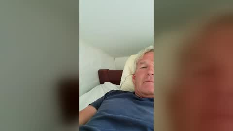 Snapshot of daddycool_x chatting on 06.26.26 daddycool_x online show from 06.26.26