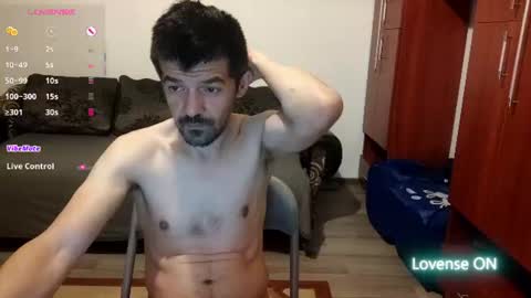 Snapshot of daddynextdoor86 chatting on 06.18.26 daddynextdoor86 online show from 06.18.26