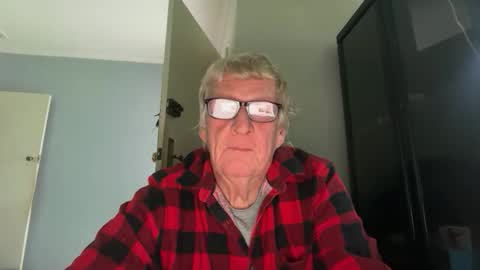 daddyoldcock online show from 10.16.25