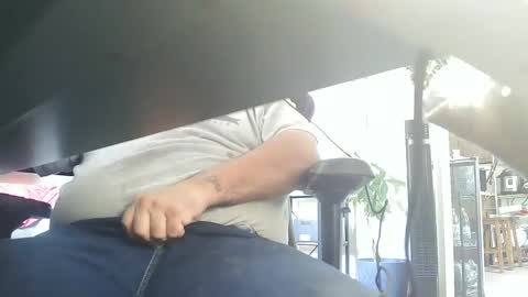 Snapshot of daddys_belthand chatting on 09.08.25 daddys_belthand online show from 09.08.25