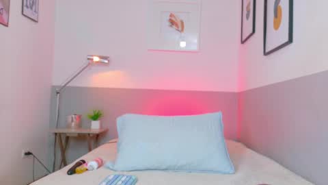 Antonella  online show from 11.01.25