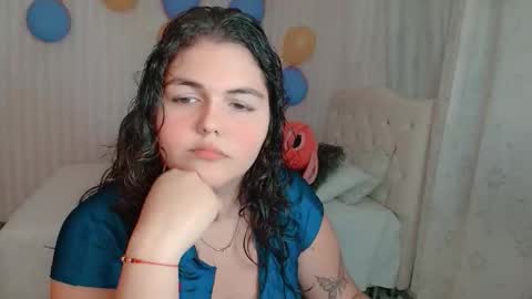 daeneryslove_doll online show from 10.23.25