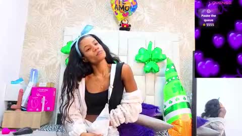 daffnelewis online show from 03.18.26