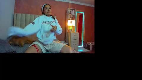 Snapshot of dafne_029 chatting on 11.26.25 dafne_029 online show from 11.26.25