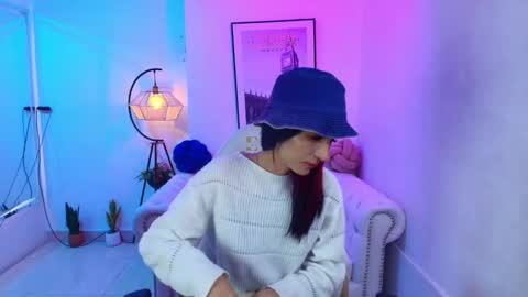 Snapshot of dafne_huges chatting on 01.19.25 dafne huges online show from 01.19.25