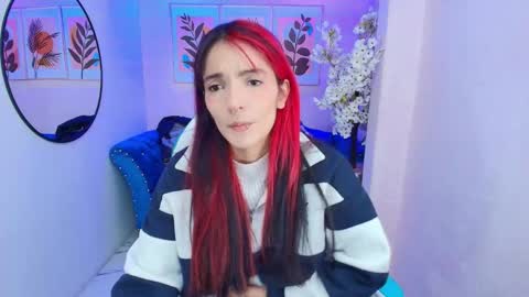 Snapshot of dafne_huges chatting on 10.08.25 dafne huges online show from 10.08.25