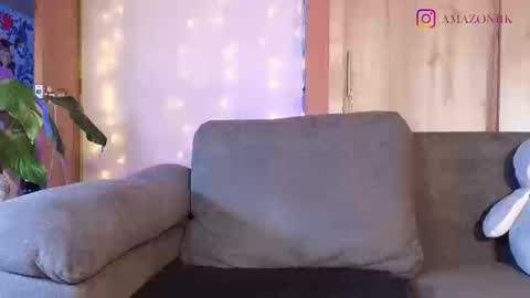 Snapshot of dafne_shark chatting on 09.20.25 LORENA online show from 09.20.25