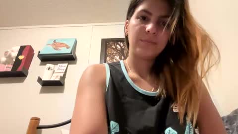 Snapshot of dafnecloutier chatting on 01.27.25 Dafne 27 Cory-24 online show from 01.27.25