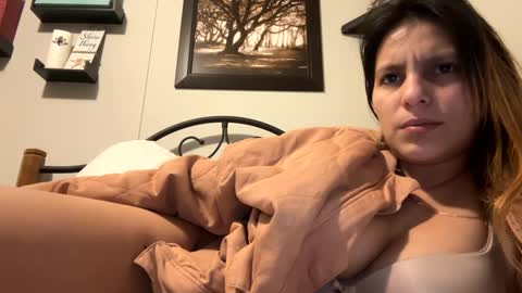 Snapshot of dafnecloutier chatting on 01.31.25 Dafne 27 Cory-24 online show from 01.31.25