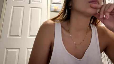 Snapshot of dafnecloutier chatting on 02.24.25 Dafne 27 Cory-24 online show from 02.24.25