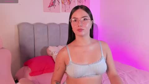 Dafne  online show from 11.26.25