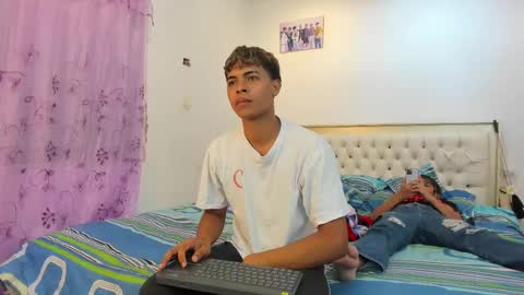 Snapshot of dafnezahiraa_ chatting on 03.05.25 dafnezahiraa online show from 03.05.25