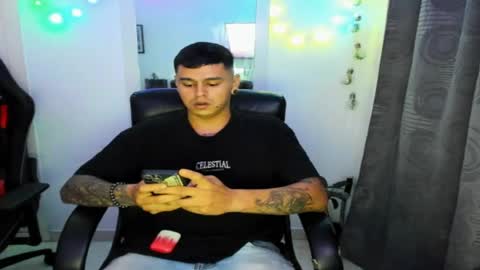 my name is Jhon and I live in colombia online show from 04.18.26