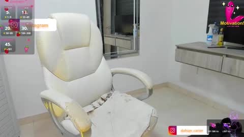 Dahian  online show from 12.22.25