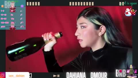 Dahiana  online show from 12.15.25