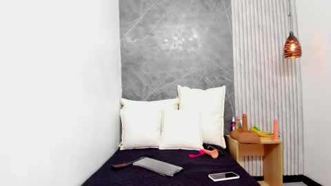 Snapshot of dahiana_gomez18 chatting on 02.27.25 Dahiana online show from 02.27.25