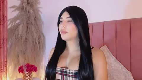 Dahiana online show from 10.23.25